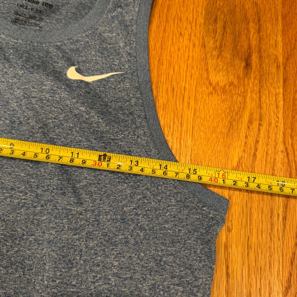 Nike tank - Picture 5 of 5